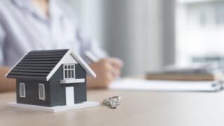 失敗しないバックアップ材の使い方！隙間の埋め方やメリットを解説